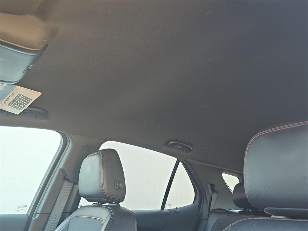 used 2022 Chevrolet Equinox car, priced at $22,128