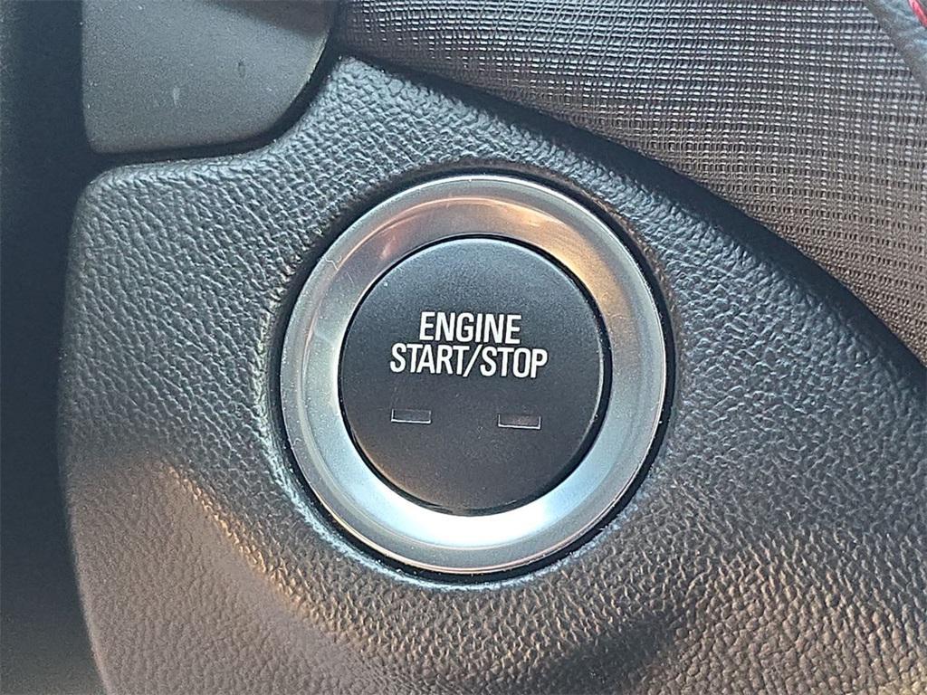 used 2022 Chevrolet Equinox car, priced at $22,128