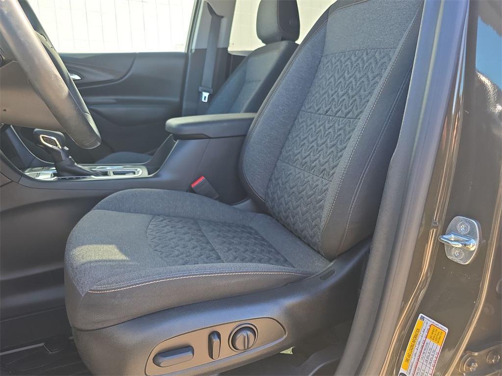used 2023 Chevrolet Equinox car, priced at $23,596