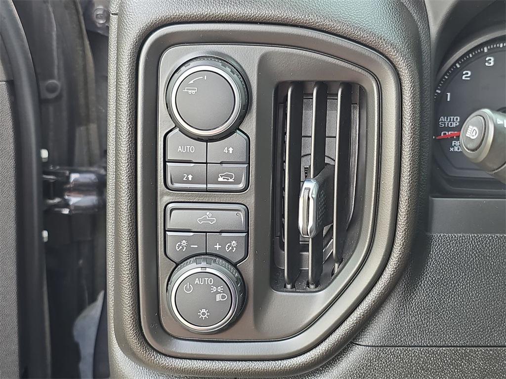 used 2022 Chevrolet Silverado 1500 car, priced at $30,930