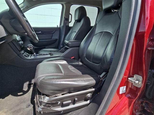 used 2015 Chevrolet Traverse car, priced at $8,274