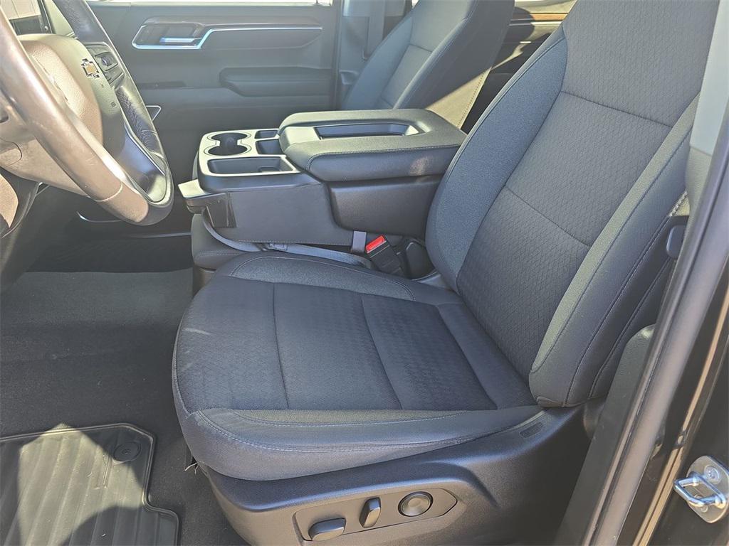 used 2022 Chevrolet Silverado 1500 car, priced at $33,749