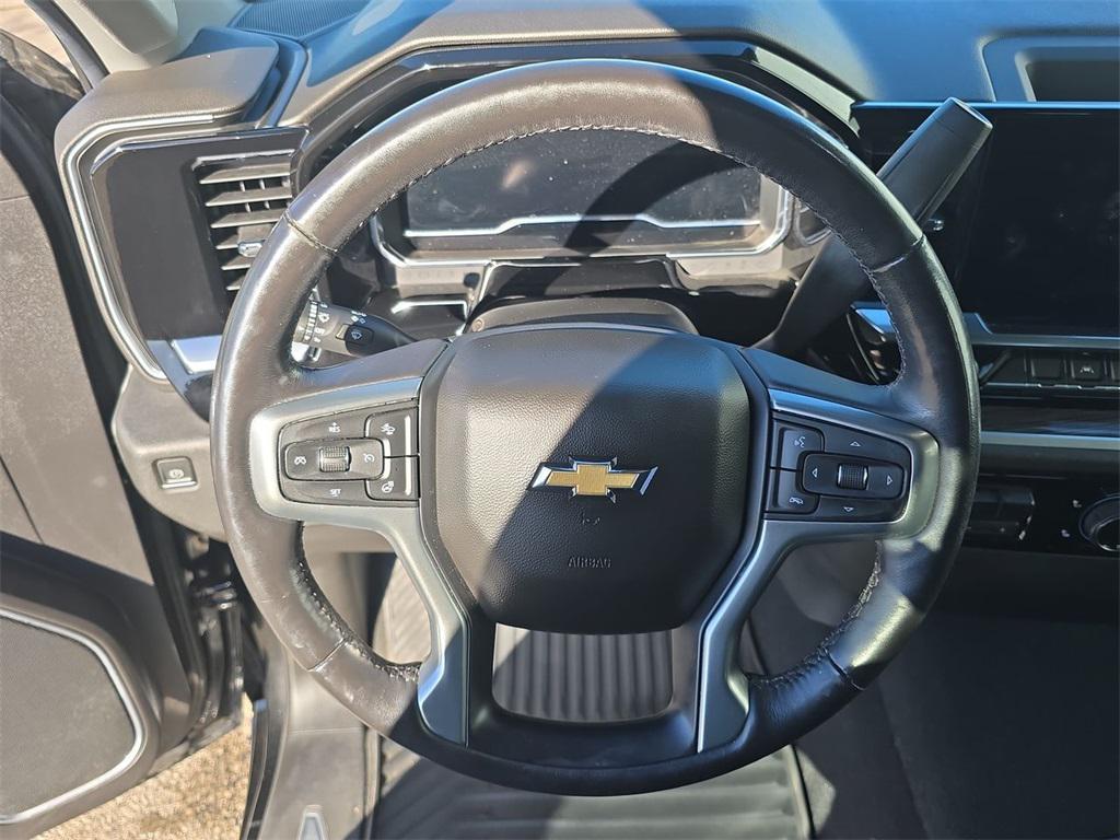 used 2022 Chevrolet Silverado 1500 car, priced at $33,749