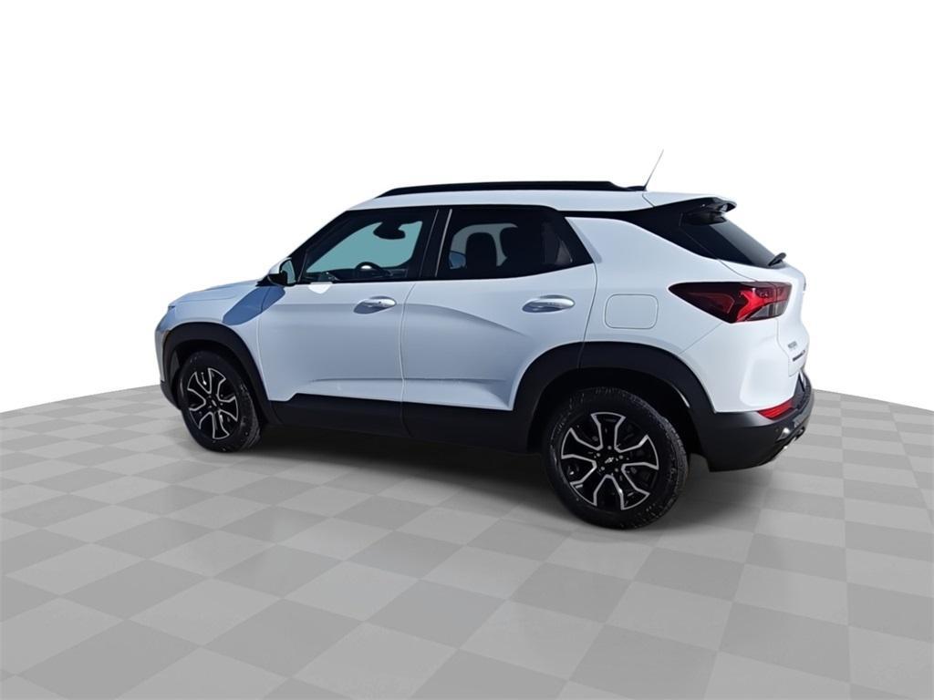 used 2023 Chevrolet TrailBlazer car, priced at $22,070