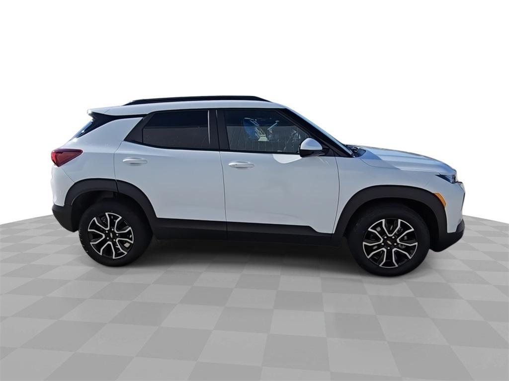 used 2023 Chevrolet TrailBlazer car, priced at $22,070