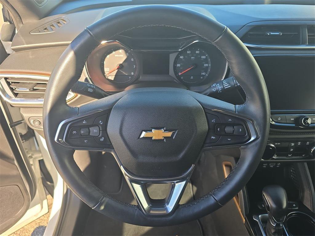 used 2023 Chevrolet TrailBlazer car, priced at $22,070
