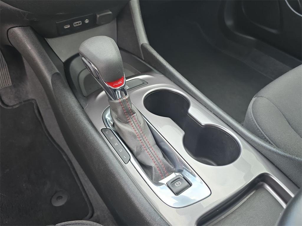 used 2022 Chevrolet Malibu car, priced at $21,445