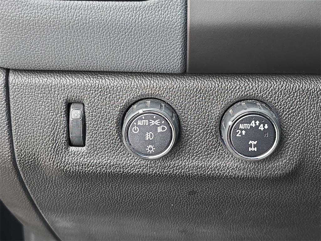 used 2019 Chevrolet Colorado car, priced at $23,084