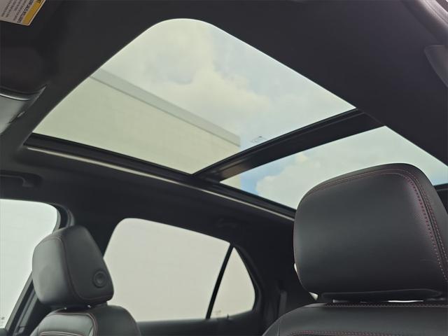 used 2022 Chevrolet Equinox car, priced at $24,142