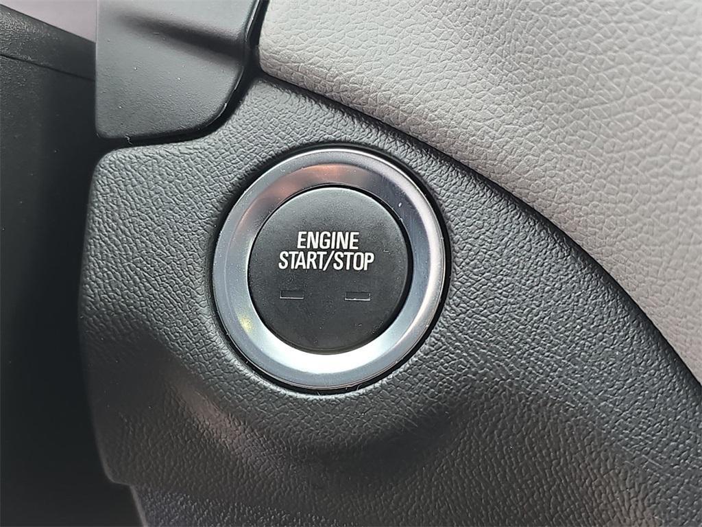 used 2022 Chevrolet Equinox car, priced at $20,013