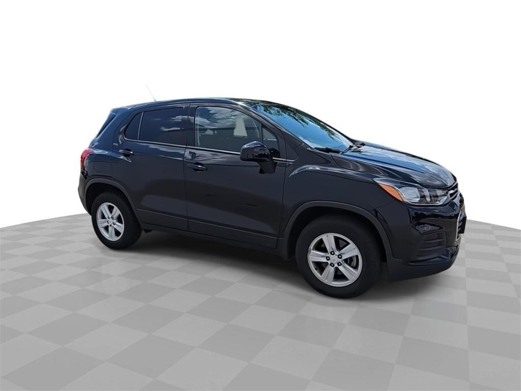 used 2022 Chevrolet Trax car, priced at $18,957