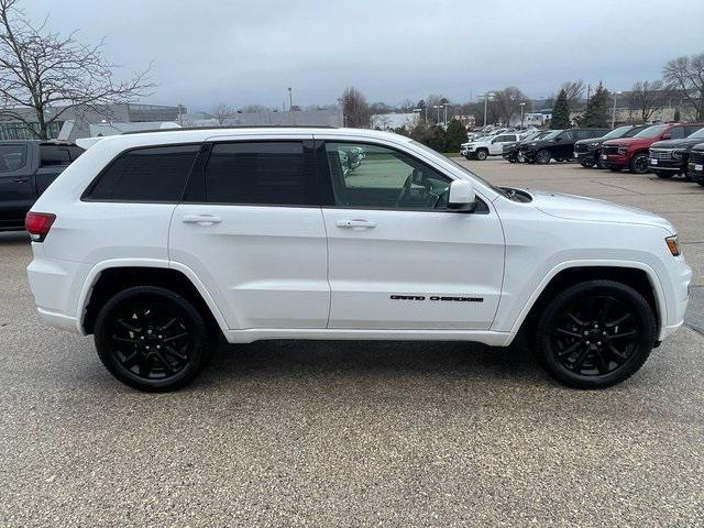 used 2018 Jeep Grand Cherokee car, priced at $23,939