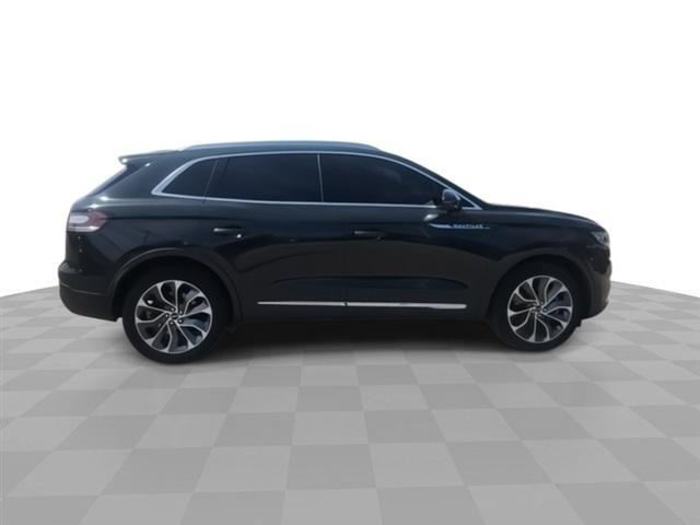 used 2022 Lincoln Nautilus car, priced at $33,491