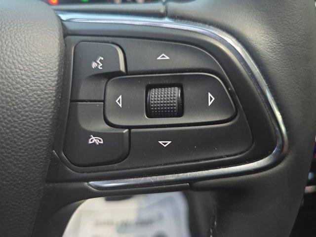used 2022 Buick Envision car, priced at $25,455