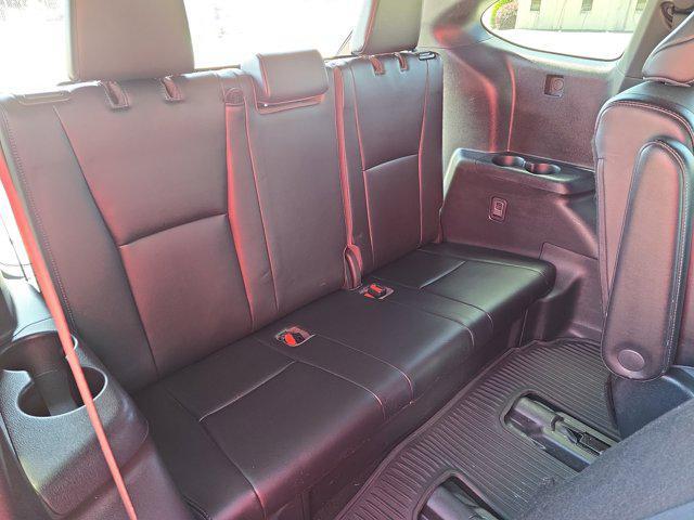 used 2021 Toyota Highlander car, priced at $37,995