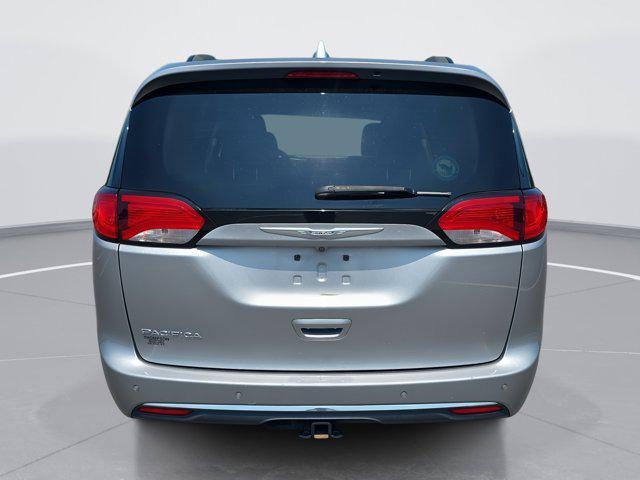 used 2017 Chrysler Pacifica car, priced at $14,982
