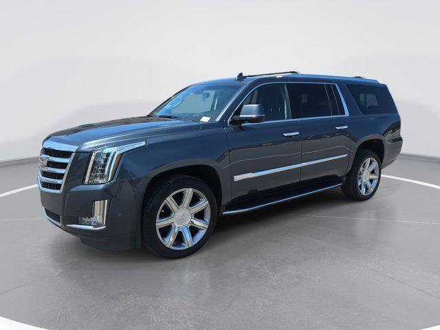 used 2020 Cadillac Escalade ESV car, priced at $30,919