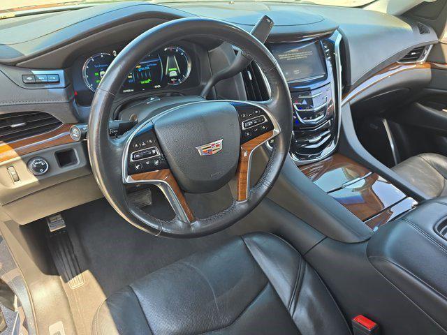 used 2020 Cadillac Escalade ESV car, priced at $30,919