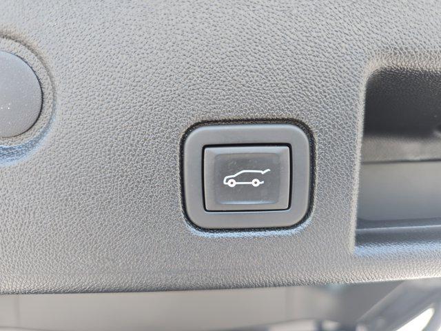 used 2021 Chevrolet Equinox car, priced at $23,032