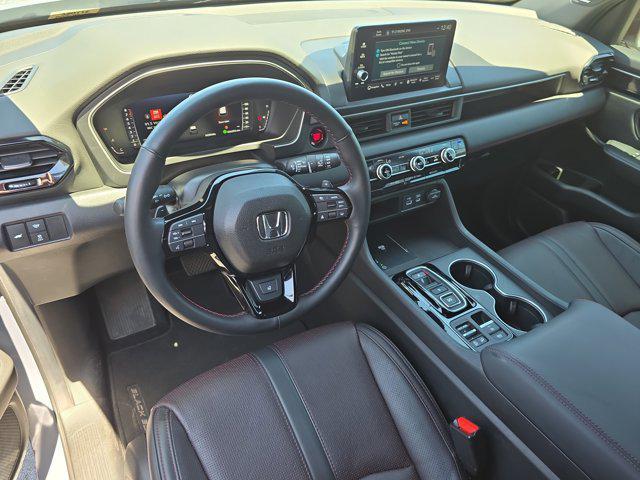 used 2025 Honda Pilot car, priced at $49,350