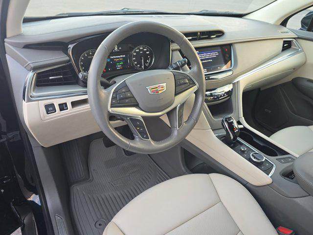 used 2022 Cadillac XT5 car, priced at $31,847