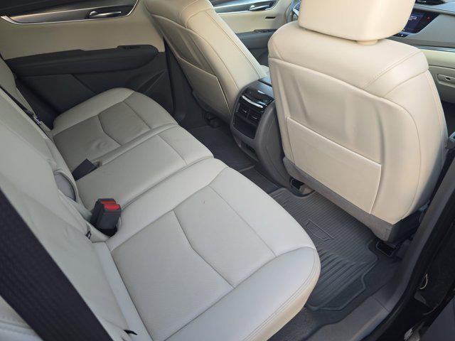 used 2022 Cadillac XT5 car, priced at $31,847