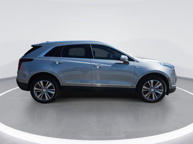 used 2025 Cadillac XT5 car, priced at $53,027