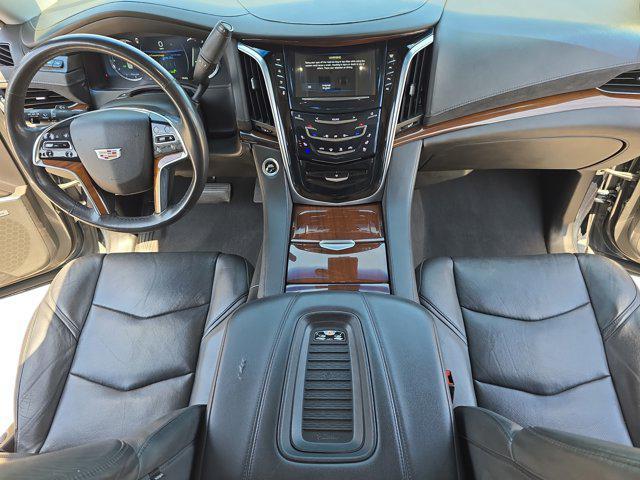 used 2020 Cadillac Escalade ESV car, priced at $34,811