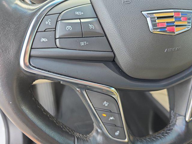 used 2019 Cadillac XT5 car, priced at $20,617