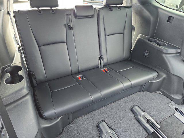 used 2022 Toyota Highlander car, priced at $37,126