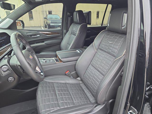 used 2023 Cadillac Escalade ESV car, priced at $87,421
