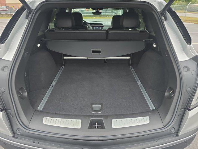 used 2020 Cadillac XT5 car, priced at $27,418