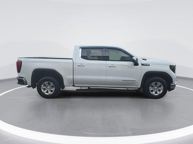 used 2023 GMC Sierra 1500 car, priced at $40,204
