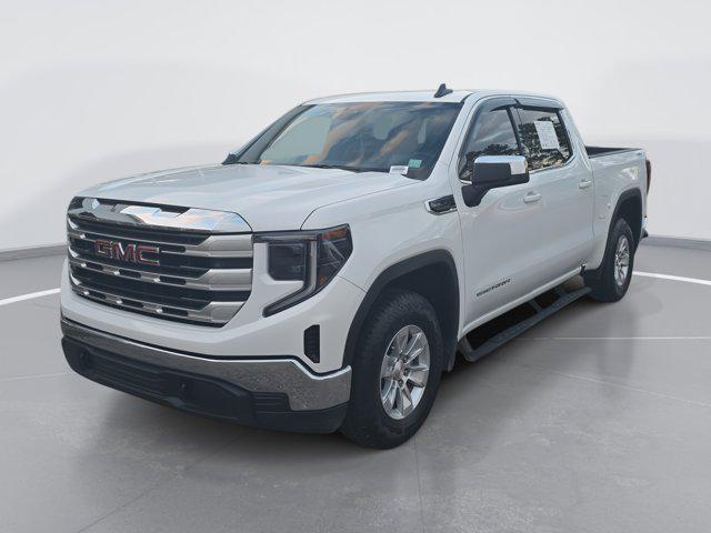used 2023 GMC Sierra 1500 car, priced at $40,204