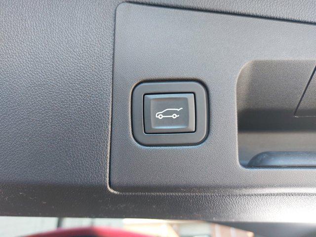 used 2017 Cadillac XT5 car, priced at $19,986