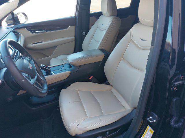 used 2017 Cadillac XT5 car, priced at $19,986