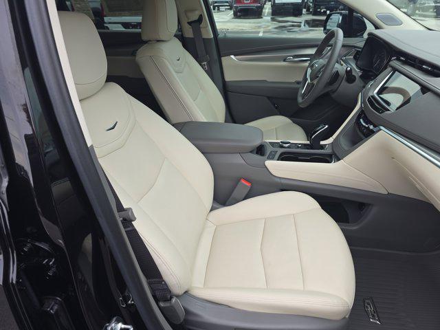 used 2025 Cadillac XT5 car, priced at $48,422