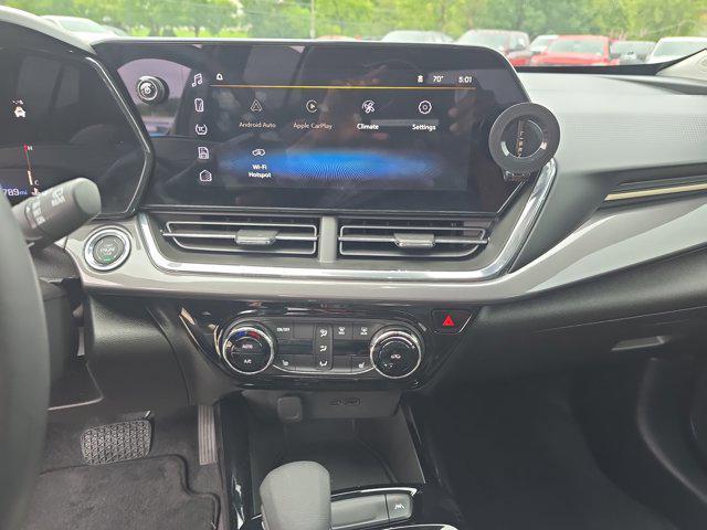 used 2025 Chevrolet Trax car, priced at $25,636