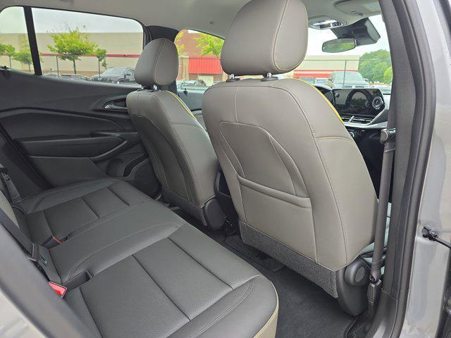 used 2025 Chevrolet Trax car, priced at $25,636