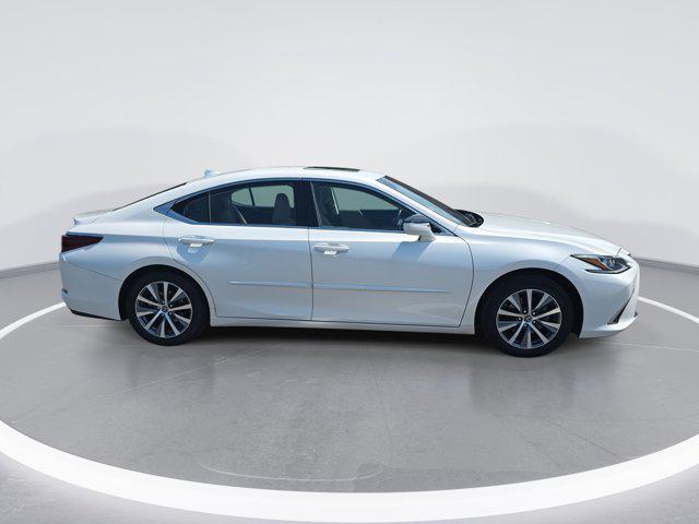 used 2019 Lexus ES 350 car, priced at $27,903