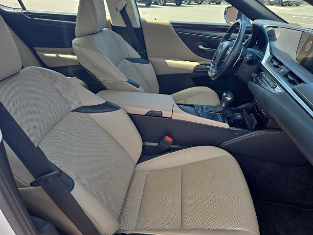 used 2019 Lexus ES 350 car, priced at $27,903