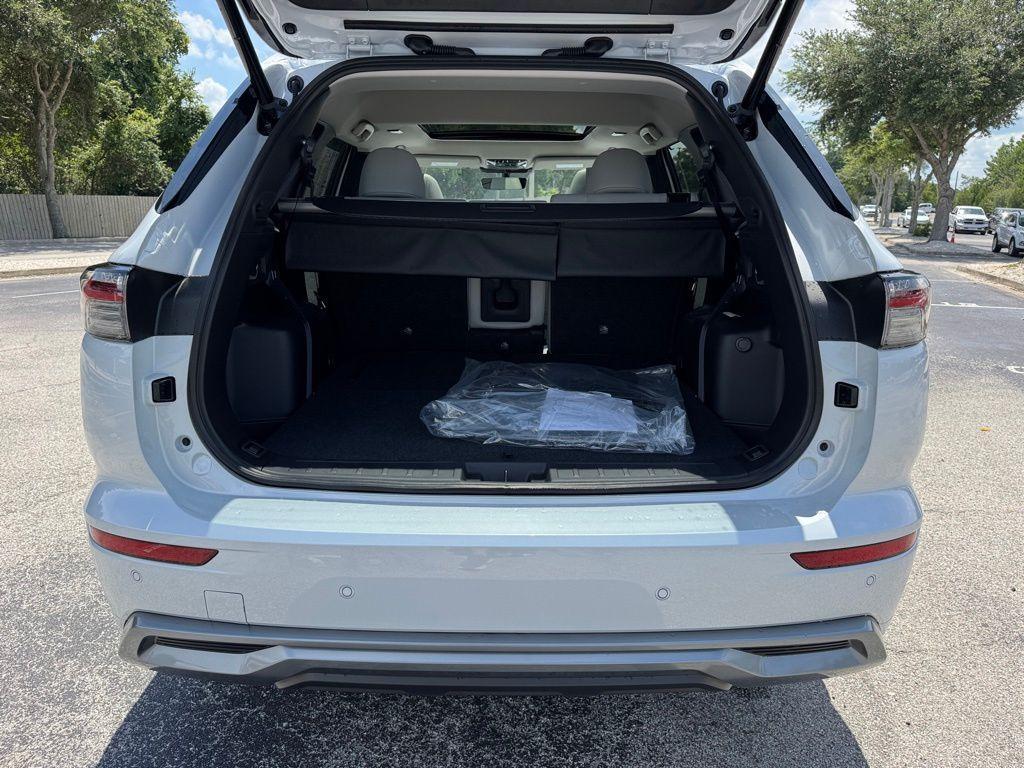 new 2025 Mitsubishi Outlander car, priced at $40,395
