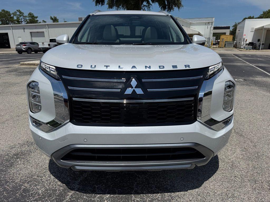 new 2025 Mitsubishi Outlander car, priced at $40,395