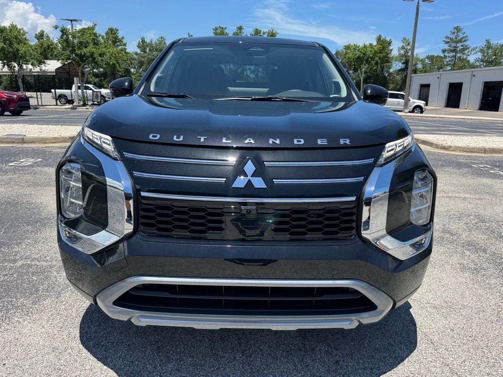 new 2025 Mitsubishi Outlander car, priced at $38,295