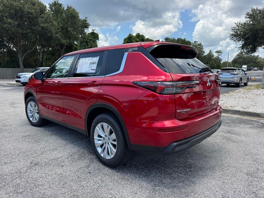new 2025 Mitsubishi Outlander car, priced at $27,790