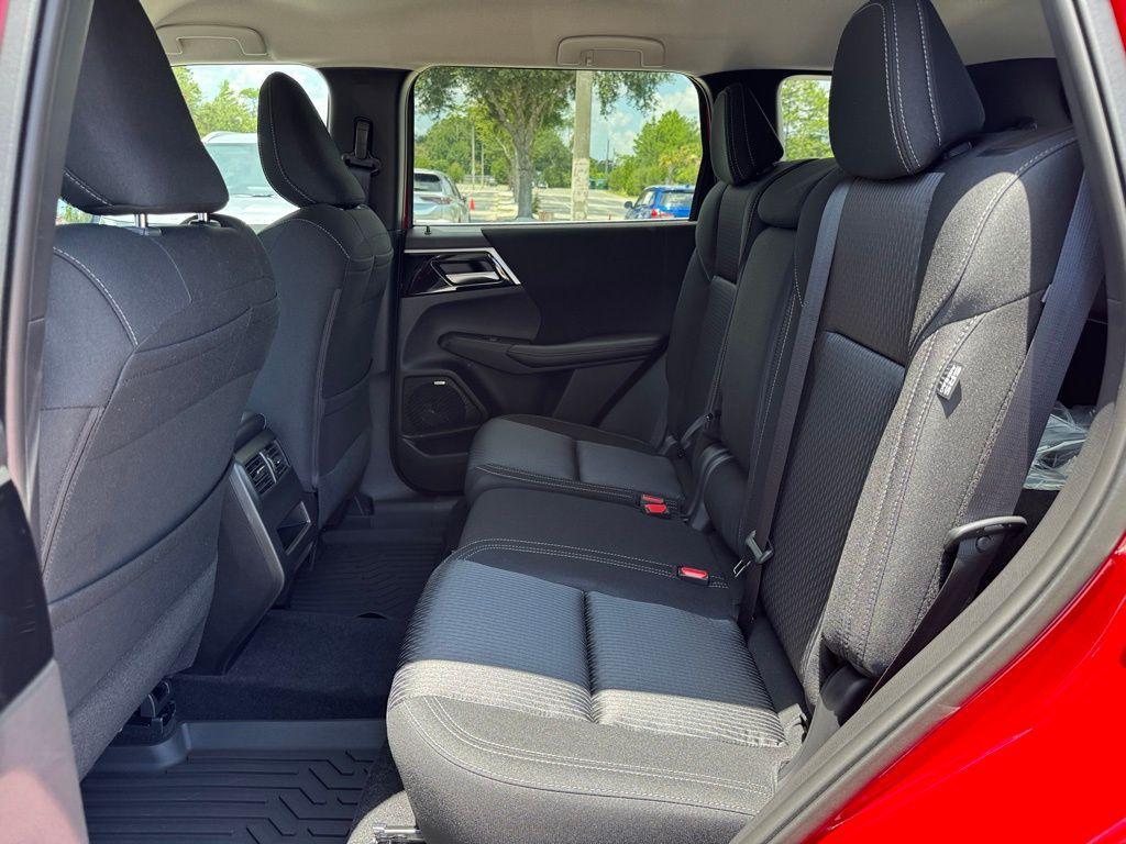 new 2025 Mitsubishi Outlander car, priced at $27,790