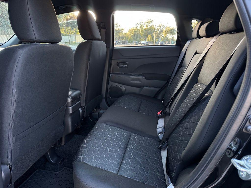 new 2025 Mitsubishi Outlander Sport car