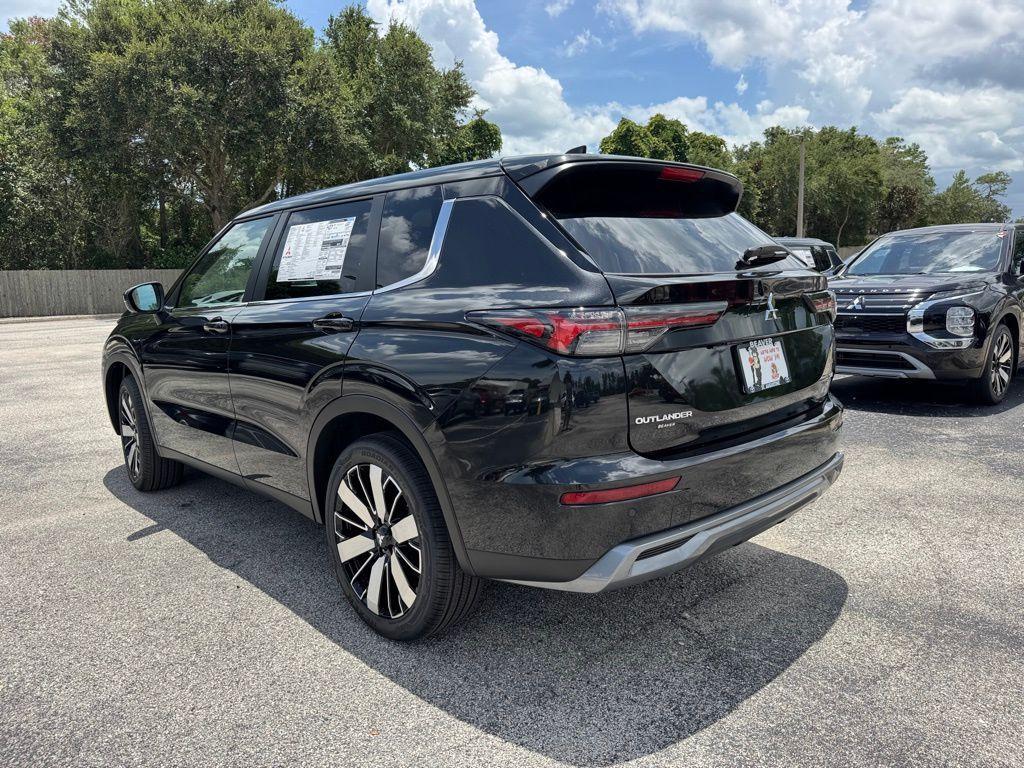new 2025 Mitsubishi Outlander car, priced at $36,700