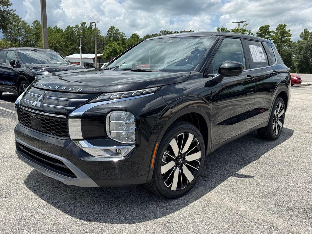 new 2025 Mitsubishi Outlander car, priced at $36,700
