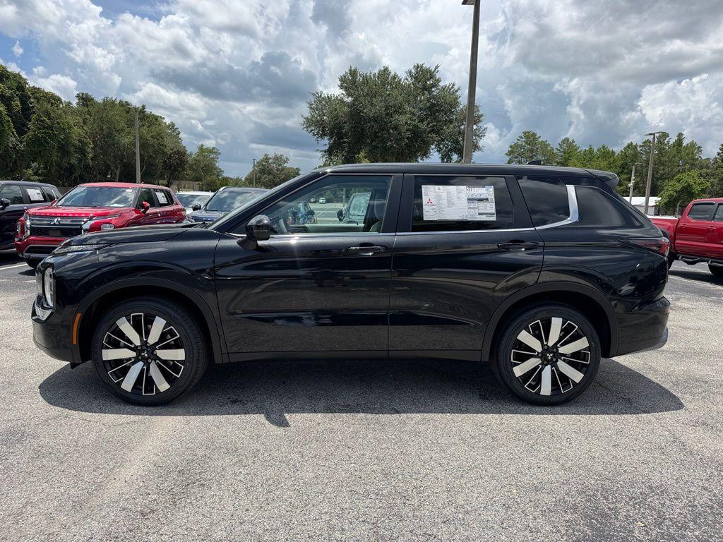 new 2025 Mitsubishi Outlander car, priced at $36,700